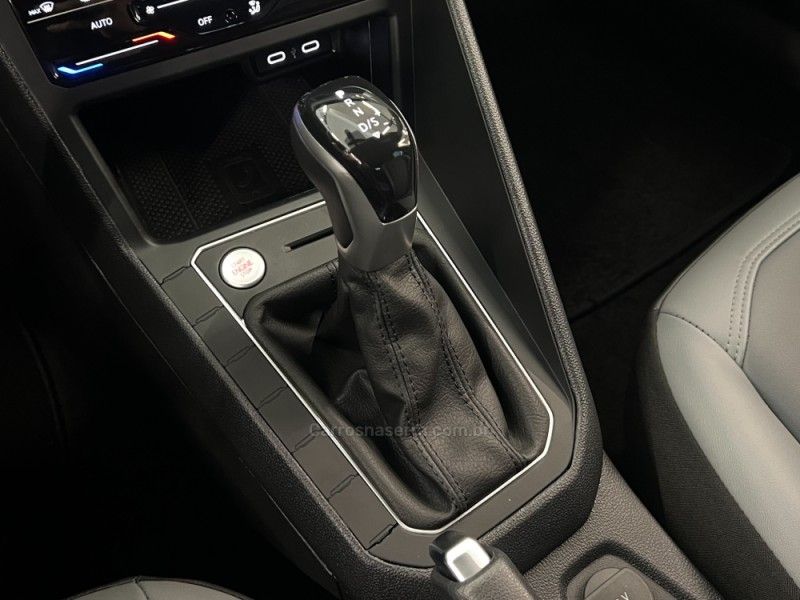 VOLKSWAGEN NIVUS 1.0 TSI HIGHLINE 2024/2024 ÓTIMA CAR FLORES DA CUNHA / Carros no Vale