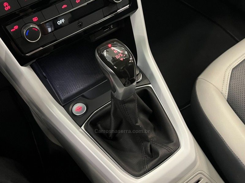 VOLKSWAGEN T-CROSS 1.4 HIGHLINE TSI 16V 2019/2020 ÓTIMA CAR FLORES DA CUNHA / Carros no Vale