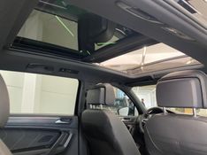 VOLKSWAGEN TIGUAN 2.0 ALLSPACE R-LINE 300 TSI 2024/2025 ÓTIMA CAR FLORES DA CUNHA / Carros no Vale