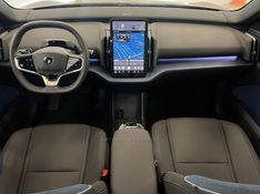 VOLVO EX30 ULTRA EXTENDED RANGE 2024/2024 ÓTIMA CAR FLORES DA CUNHA / Carros no Vale