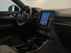 VOLVO XC 40 P6 RECHARGE ELECTRIC PLUS 2023/2024 ÓTIMA CAR FLORES DA CUNHA / Carros no Vale