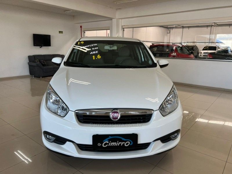 FIAT SIENA 1.6 MPI ESSENCE 16V 2013/2014 CIMIRRO AUTOMÓVEIS TAQUARA / Carros no Vale