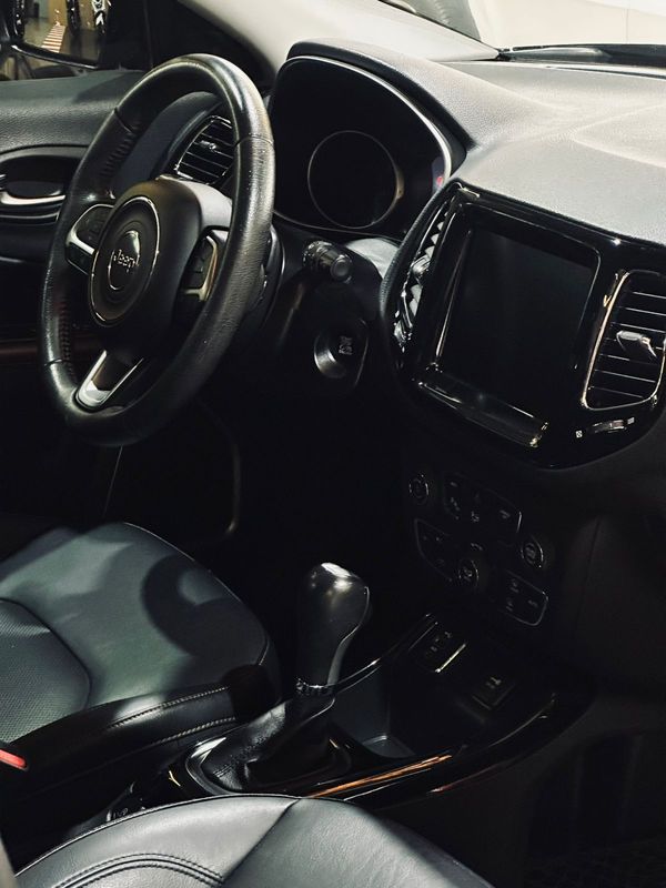 Jeep Compass Limeted F H 2018/2019 DL MOTORS LAJEADO / Carros no Vale