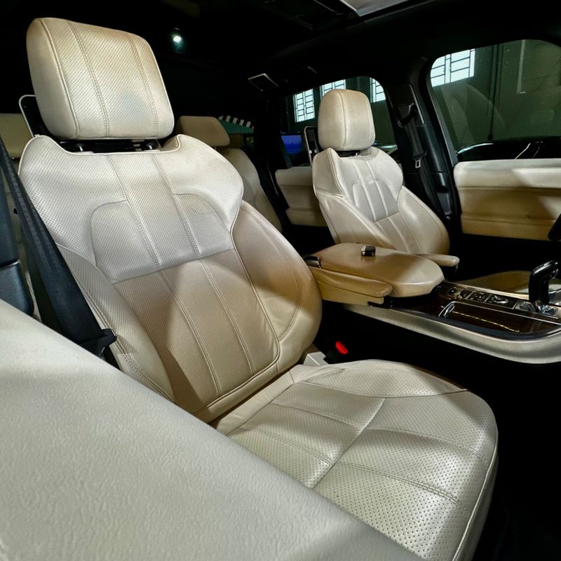 Land Rover Range Rover Sport 3.o Td Hse 2013/2014 DL MOTORS LAJEADO / Carros no Vale