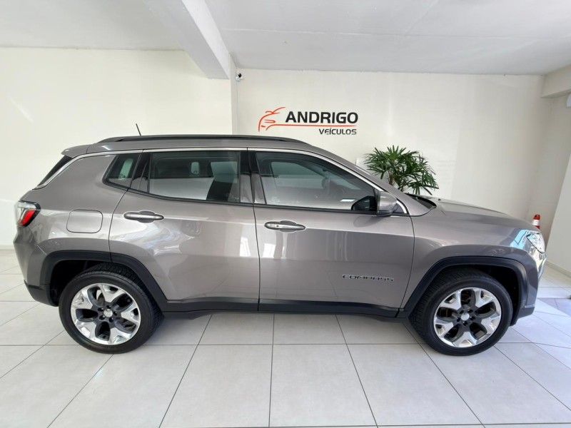 JEEP COMPASS 2.0 16V LONGITUDE 2019/2019 ANDRIGO VEÍCULOS CAXIAS DO SUL / Carros no Vale
