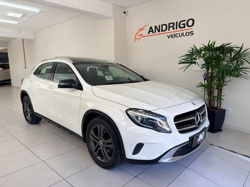 MERCEDES-BENZ A 200 1.6 TURBO 16V 2014/2015 ANDRIGO VEÍCULOS CAXIAS DO SUL / Carros no Vale