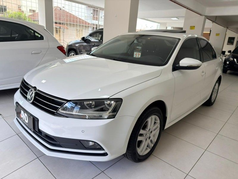 VOLKSWAGEN JETTA 1.4 16V TSI COMFORTLINE TIPTRONIC 2016/2017 ANDRIGO VEÍCULOS CAXIAS DO SUL / Carros no Vale