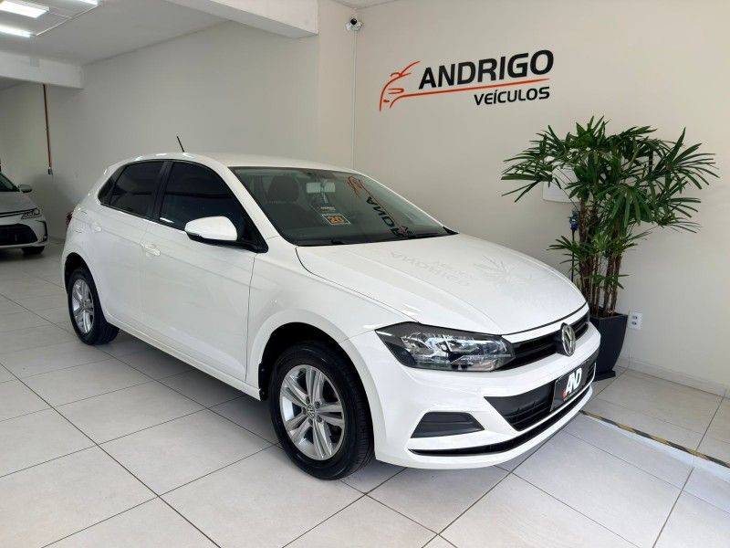 VOLKSWAGEN POLO 1.6 MSI TOTAL 2020/2020 ANDRIGO VEÍCULOS CAXIAS DO SUL / Carros no Vale