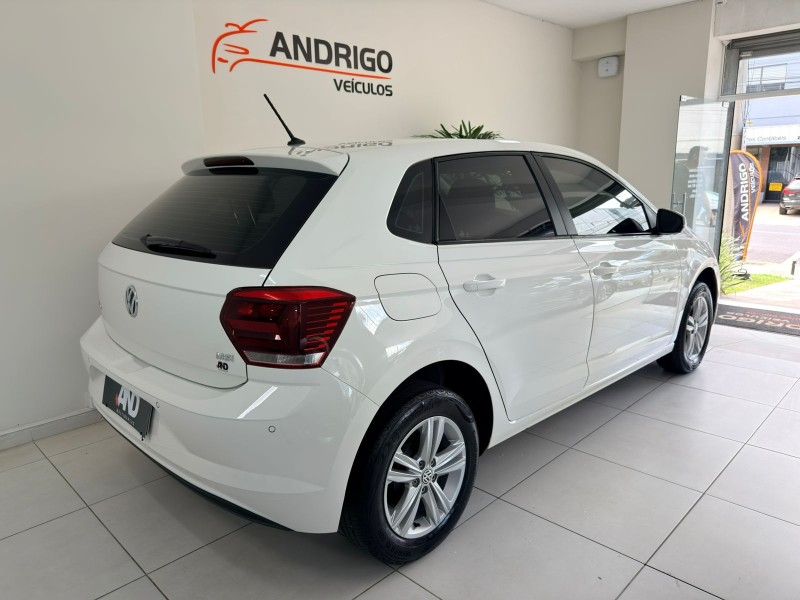 VOLKSWAGEN POLO 1.6 MSI TOTAL 2020/2020 ANDRIGO VEÍCULOS CAXIAS DO SUL / Carros no Vale