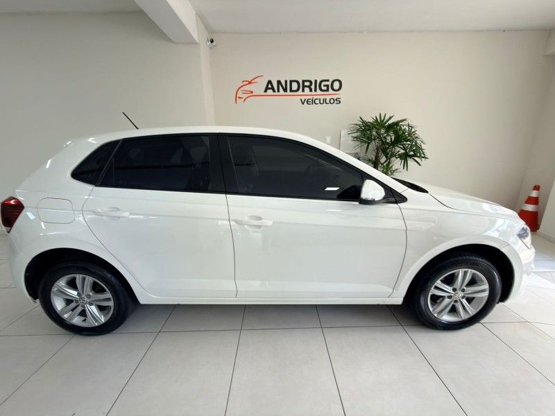 VOLKSWAGEN POLO 1.6 MSI TOTAL 2020/2020 ANDRIGO VEÍCULOS CAXIAS DO SUL / Carros no Vale