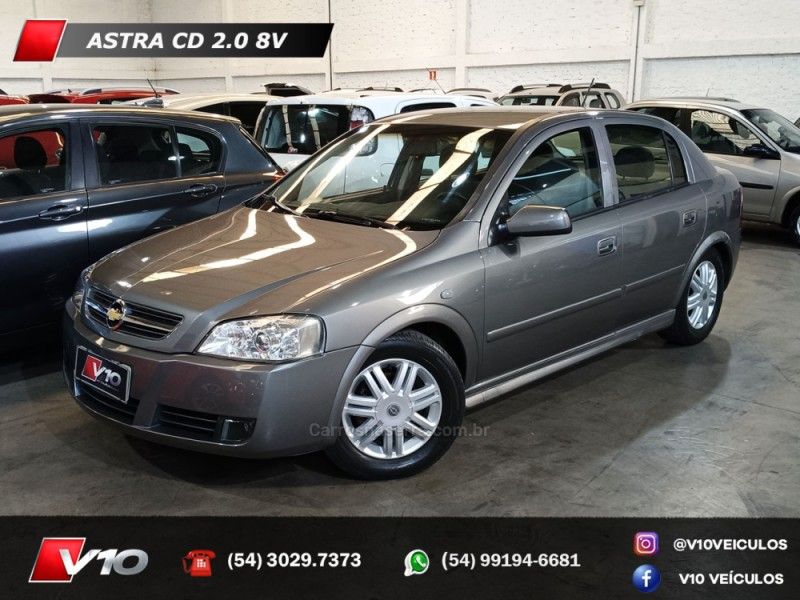 CHEVROLET ASTRA 2.0 MPFI CD 8V 2003/2004 V10 VEÍCULOS CAXIAS DO SUL / Carros no Vale