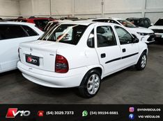 CHEVROLET CORSA 1.0 MPFI SUPER SEDAN 8V 1998/1999 V10 VEÍCULOS CAXIAS DO SUL / Carros no Vale