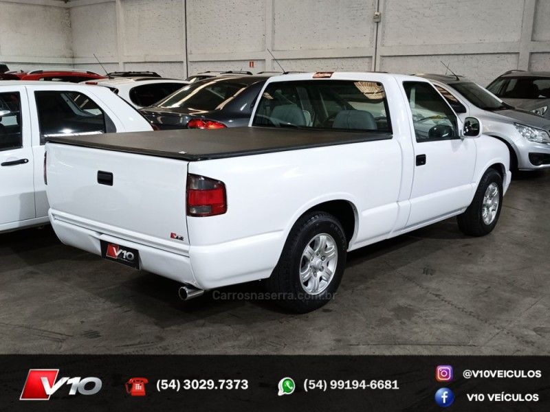 CHEVROLET S10 2.2 EFI DLX 4X2 CS 8V 1995/1996 V10 VEÍCULOS CAXIAS DO SUL / Carros no Vale