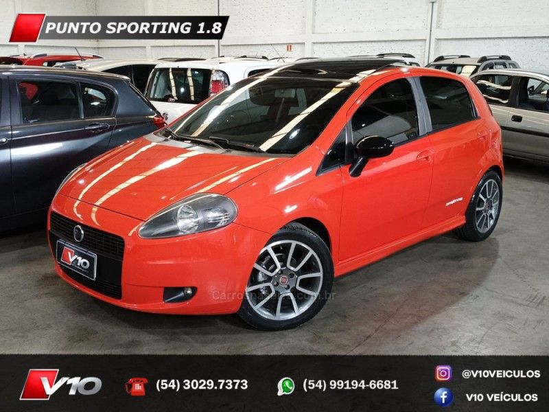 FIAT PUNTO 1.8 SPORTING 8V 2011/2011 V10 VEÍCULOS CAXIAS DO SUL / Carros no Vale
