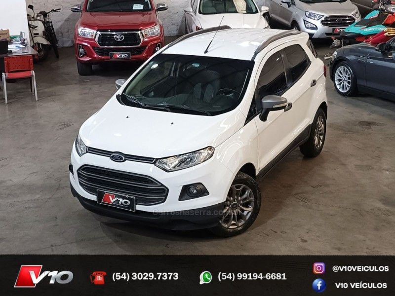 FORD ECOSPORT 1.6 FREESTYLE 16V 2013/2014 V10 VEÍCULOS CAXIAS DO SUL / Carros no Vale