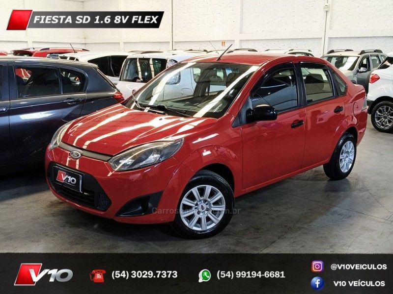 FORD FIESTA 1.6 MPI SEDAN 8V 2010/2011 V10 VEÍCULOS CAXIAS DO SUL / Carros no Vale