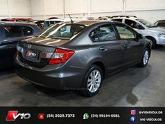 HONDA CIVIC 1.8 LXS 16V 2011/2012 V10 VEÍCULOS CAXIAS DO SUL / Carros no Vale