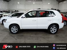 HYUNDAI TUCSON 2.0 MPFI GLS 16V 143CV 2WD 2014/2015 V10 VEÍCULOS CAXIAS DO SUL / Carros no Vale