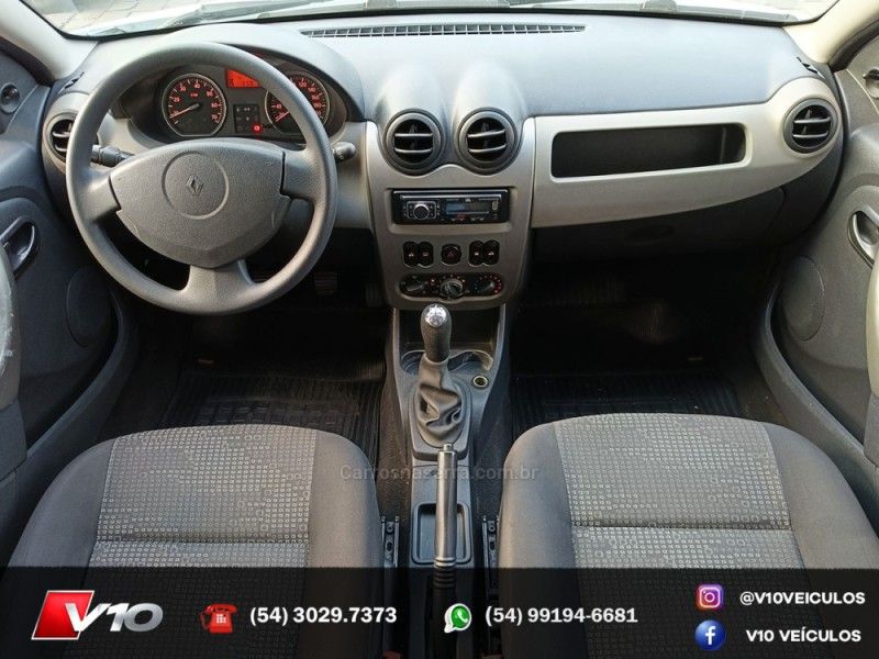 RENAULT SANDERO 1.6 EXPRESSION 8V 2009/2010 V10 VEÍCULOS CAXIAS DO SUL / Carros no Vale