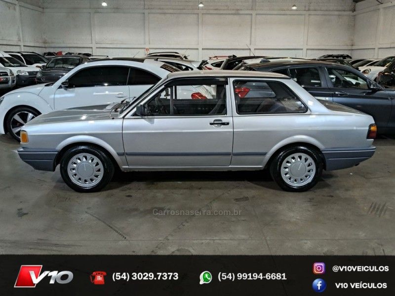 VOLKSWAGEN VOYAGE 1.6 CL 8V 1994/1995 V10 VEÍCULOS CAXIAS DO SUL / Carros no Vale