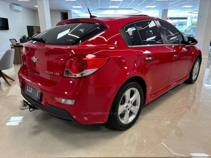 CHEVROLET CRUZE 1.8 LTZ SPORT6 16V 2014/2014 LUIGGI AUTOMÓVEIS CARLOS BARBOSA / Carros no Vale