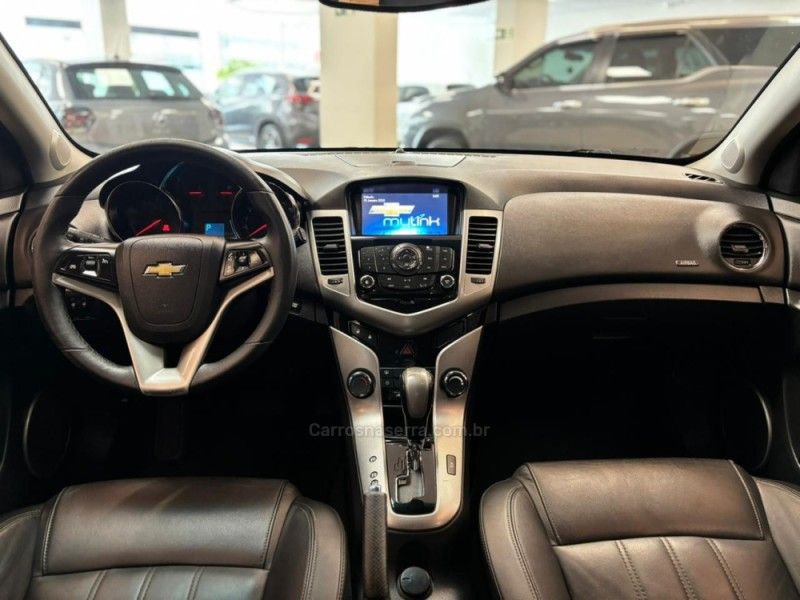 CHEVROLET CRUZE 1.8 LTZ SPORT6 16V 2014/2014 LUIGGI AUTOMÓVEIS CARLOS BARBOSA / Carros no Vale