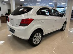 CHEVROLET ONIX 1.4 MPFI LT 8V 2013/2014 LUIGGI AUTOMÓVEIS CARLOS BARBOSA / Carros no Vale