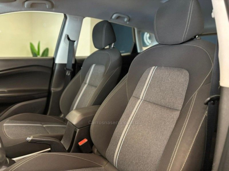 CHEVROLET TRACKER 1.0 12V LT TURBO 2021/2022 LUIGGI AUTOMÓVEIS CARLOS BARBOSA / Carros no Vale