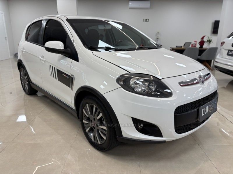 FIAT PALIO 1.6 MPI SPORTING 16V 2013/2013 LUIGGI AUTOMÓVEIS CARLOS BARBOSA / Carros no Vale