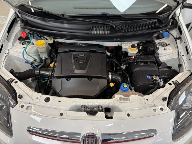 FIAT PALIO 1.6 MPI SPORTING 16V 2013/2013 LUIGGI AUTOMÓVEIS CARLOS BARBOSA / Carros no Vale