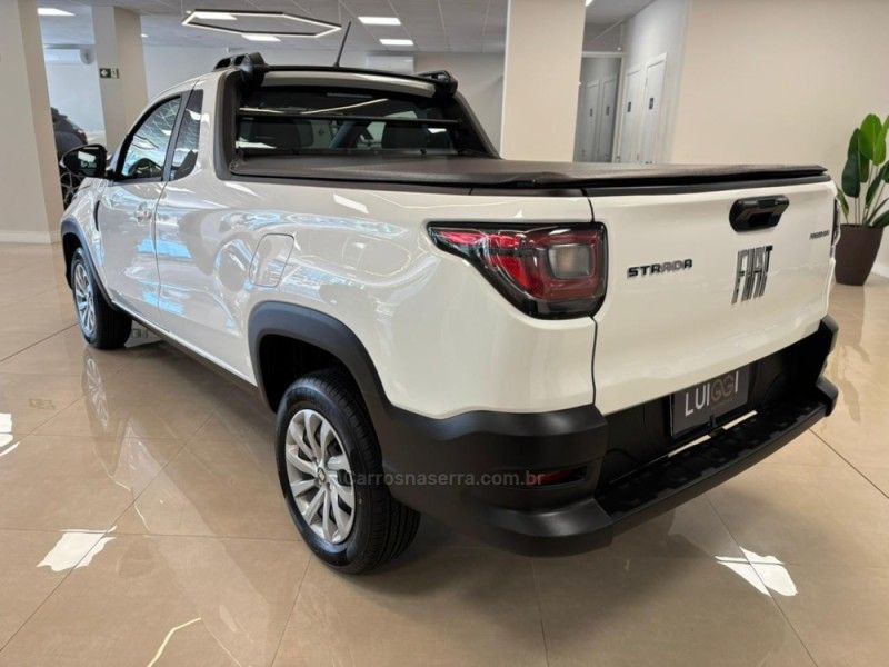 FIAT STRADA 1.3 FREEDOM PLUS CS 8V 2023/2024 LUIGGI AUTOMÓVEIS CARLOS BARBOSA / Carros no Vale