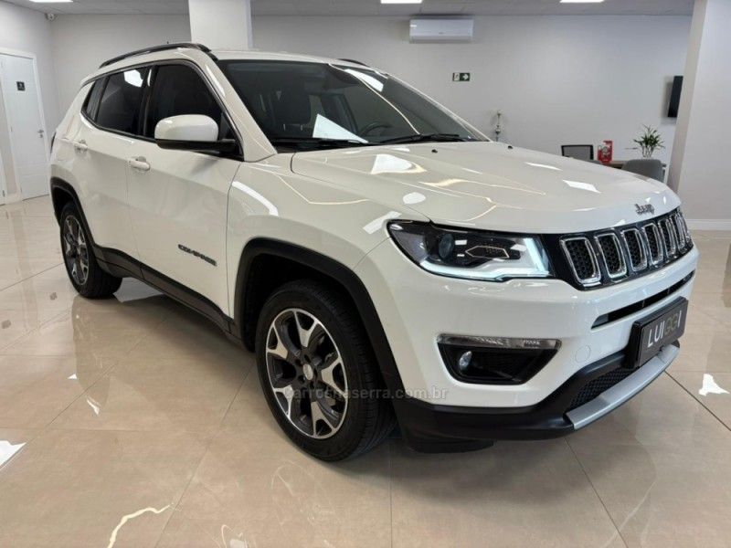 JEEP COMPASS 2.0 16V LONGITUDE 2019/2019 LUIGGI AUTOMÓVEIS CARLOS BARBOSA / Carros no Vale