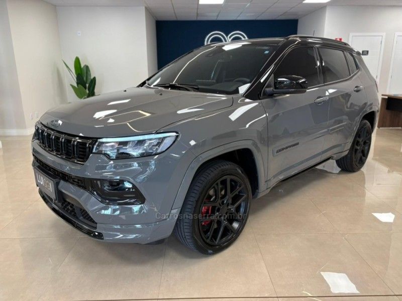 JEEP COMPASS 2.0 BLACKHAWK 4 TURBO 2024/2025 LUIGGI AUTOMÓVEIS CARLOS BARBOSA / Carros no Vale JEEP COMPASS 2.0 BLACKHAWK 4 TURBO 2024/2025 LUIGGI AUTOMÓVEIS CARLOS BARBOSA / Carros no Vale