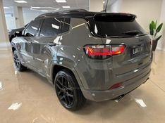 JEEP COMPASS 2.0 BLACKHAWK 4 TURBO 2024/2025 LUIGGI AUTOMÓVEIS CARLOS BARBOSA / Carros no Vale