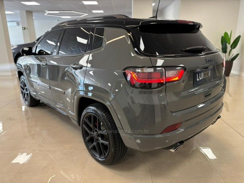 JEEP COMPASS 2.0 BLACKHAWK 4 TURBO 2024/2025 LUIGGI AUTOMÓVEIS CARLOS BARBOSA / Carros no Vale JEEP COMPASS 2.0 BLACKHAWK 4 TURBO 2024/2025 LUIGGI AUTOMÓVEIS CARLOS BARBOSA / Carros no Vale