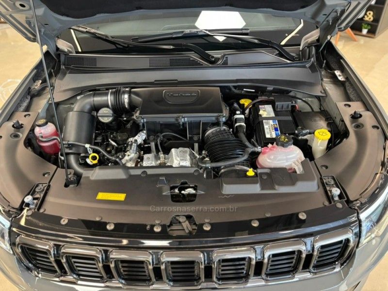 JEEP COMPASS 2.0 BLACKHAWK 4 TURBO 2024/2025 LUIGGI AUTOMÓVEIS CARLOS BARBOSA / Carros no Vale JEEP COMPASS 2.0 BLACKHAWK 4 TURBO 2024/2025 LUIGGI AUTOMÓVEIS CARLOS BARBOSA / Carros no Vale
