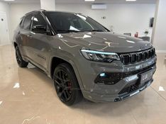 JEEP COMPASS 2.0 BLACKHAWK 4 TURBO 2024/2025 LUIGGI AUTOMÓVEIS CARLOS BARBOSA / Carros no Vale