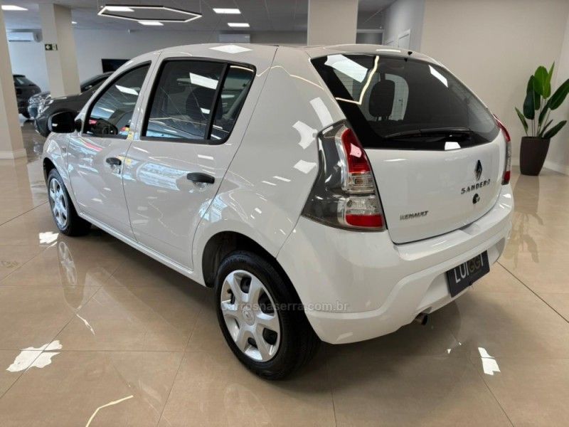 RENAULT SANDERO 1.6 EXPRESSION 16V 2014/2014 LUIGGI AUTOMÓVEIS CARLOS BARBOSA / Carros no Vale