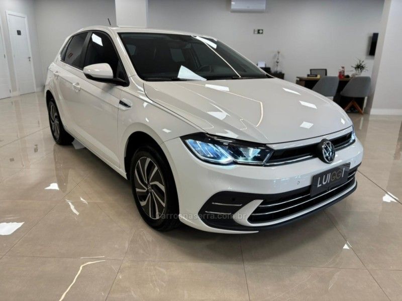 VOLKSWAGEN POLO 1.0200 TSI HIGHLINE 2023/2023 LUIGGI AUTOMÓVEIS CARLOS BARBOSA / Carros no Vale