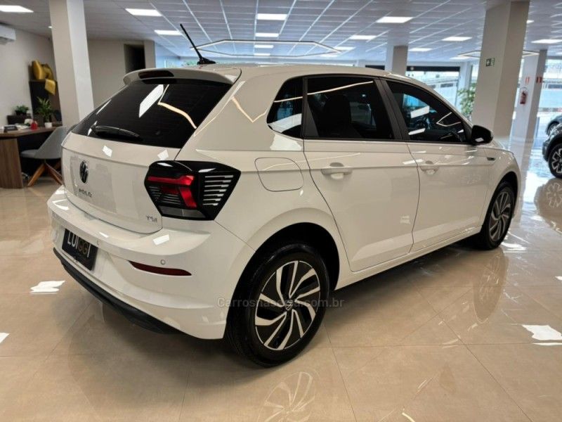 VOLKSWAGEN POLO 1.0200 TSI HIGHLINE 2023/2023 LUIGGI AUTOMÓVEIS CARLOS BARBOSA / Carros no Vale