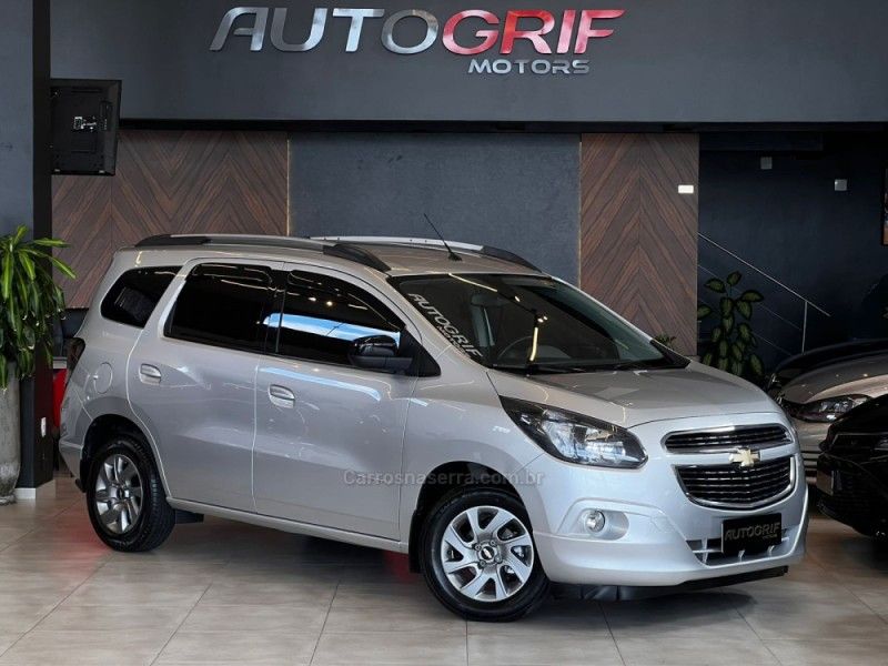 CHEVROLET SPIN 1.8 ADVANTAGE 8V 2018/2018 AUTOGRIF MOTORS CAMPO BOM / Carros no Vale
