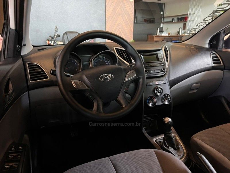 HYUNDAI HB20S 1.0 UNIQUE 12V 2018/2019 AUTOGRIF MOTORS CAMPO BOM / Carros no Vale