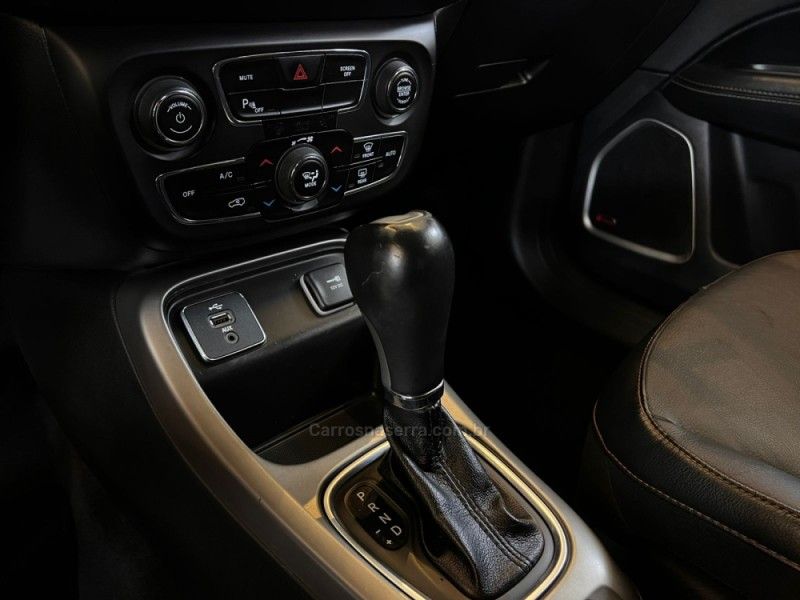 JEEP COMPASS 2.0 16V LONGITUDE 2019/2019 AUTOGRIF MOTORS CAMPO BOM / Carros no Vale