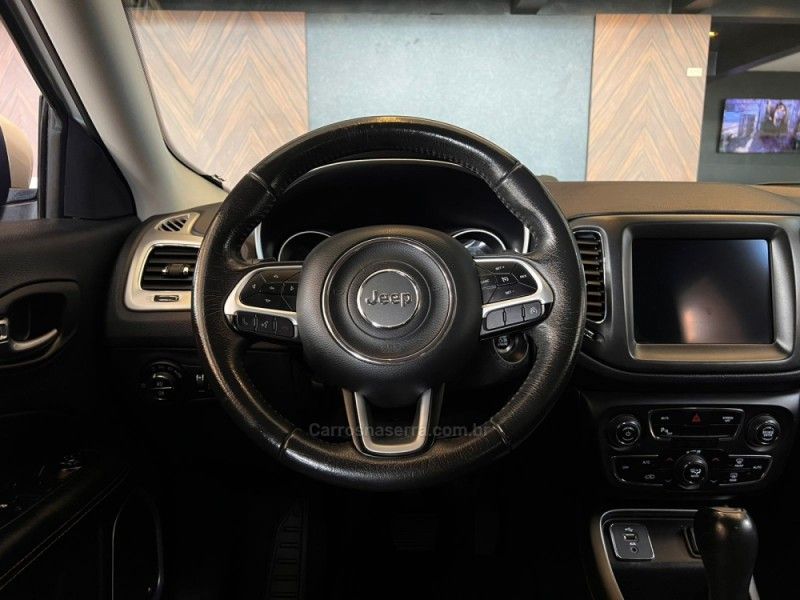 JEEP COMPASS 2.0 16V LONGITUDE 2019/2019 AUTOGRIF MOTORS CAMPO BOM / Carros no Vale