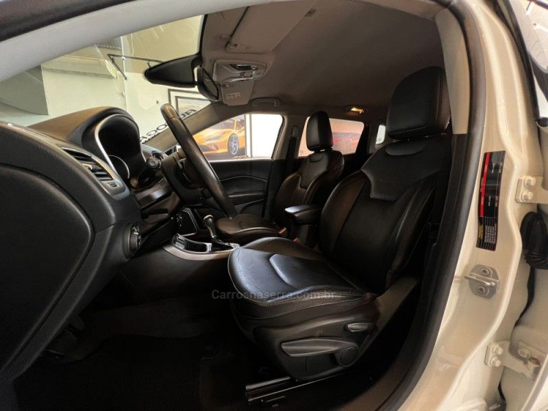 JEEP COMPASS 2.0 16V LONGITUDE 2019/2019 AUTOGRIF MOTORS CAMPO BOM / Carros no Vale