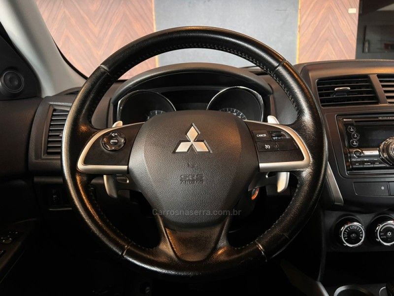 MITSUBISHI ASX 2.0 4X2 16V 2014/2014 AUTOGRIF MOTORS CAMPO BOM / Carros no Vale MITSUBISHI ASX 2.0 4X2 16V 2014/2014 AUTOGRIF MOTORS CAMPO BOM / Carros no Vale