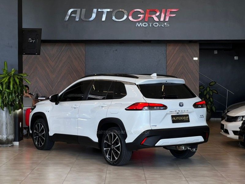 TOYOTA COROLLA 1.8 CROSS XRX 16V HÍBRIDO 2022/2023 AUTOGRIF MOTORS CAMPO BOM / Carros no Vale