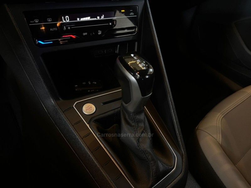 VOLKSWAGEN NIVUS 1.0 TSI HIGHLINE 2023/2024 AUTOGRIF MOTORS CAMPO BOM / Carros no Vale