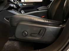 VOLVO XC 40 1.5 T5 HÍBRIDO R-DESIGN FWD 2021/2021 AUTOGRIF MOTORS CAMPO BOM / Carros no Vale