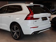 VOLVO XC60 2.0 T5 R DESIGN TURBO 2018/2018 AUTOGRIF MOTORS CAMPO BOM / Carros no Vale